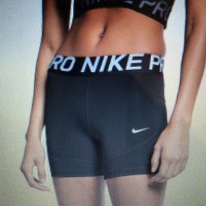 Nike Pro 5” Short